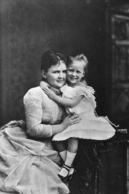Emma und Wilhelmina, Juni 1885, Foto JM Rousel
