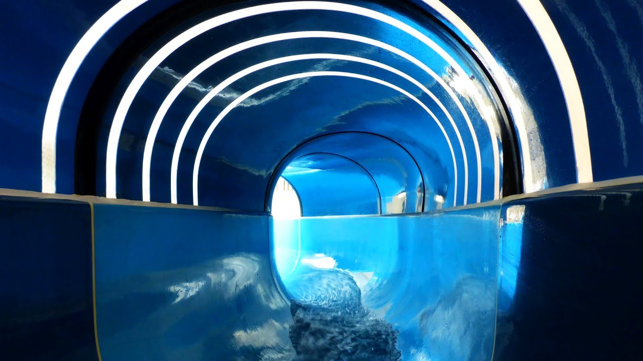 blaue Riesenrutsche :: Tunnelrutsche | Grömitzer Welle Grömitz