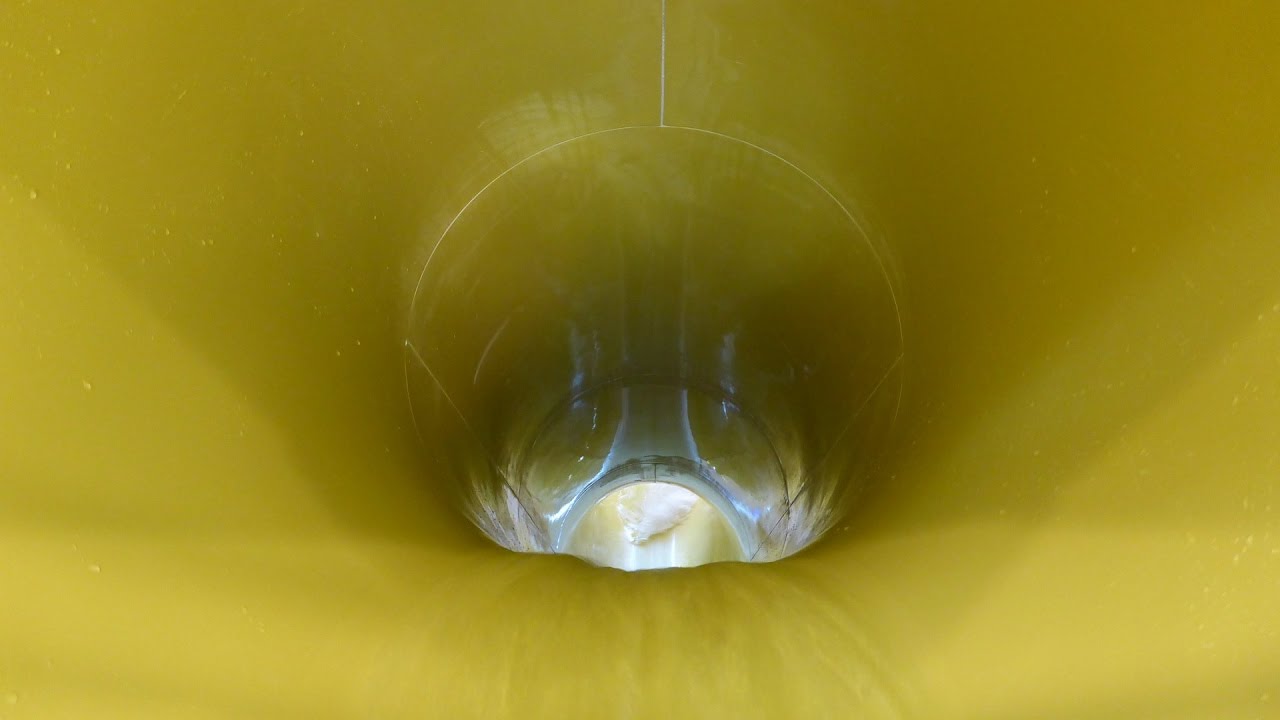 Tunnel Freefall :: gelbe Speed-Rutsche | Kinderhotel Kröller Gerlos
